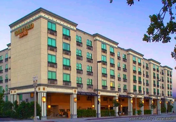 Courtyard By Marriott Los Angeles Pasadena Old Town
