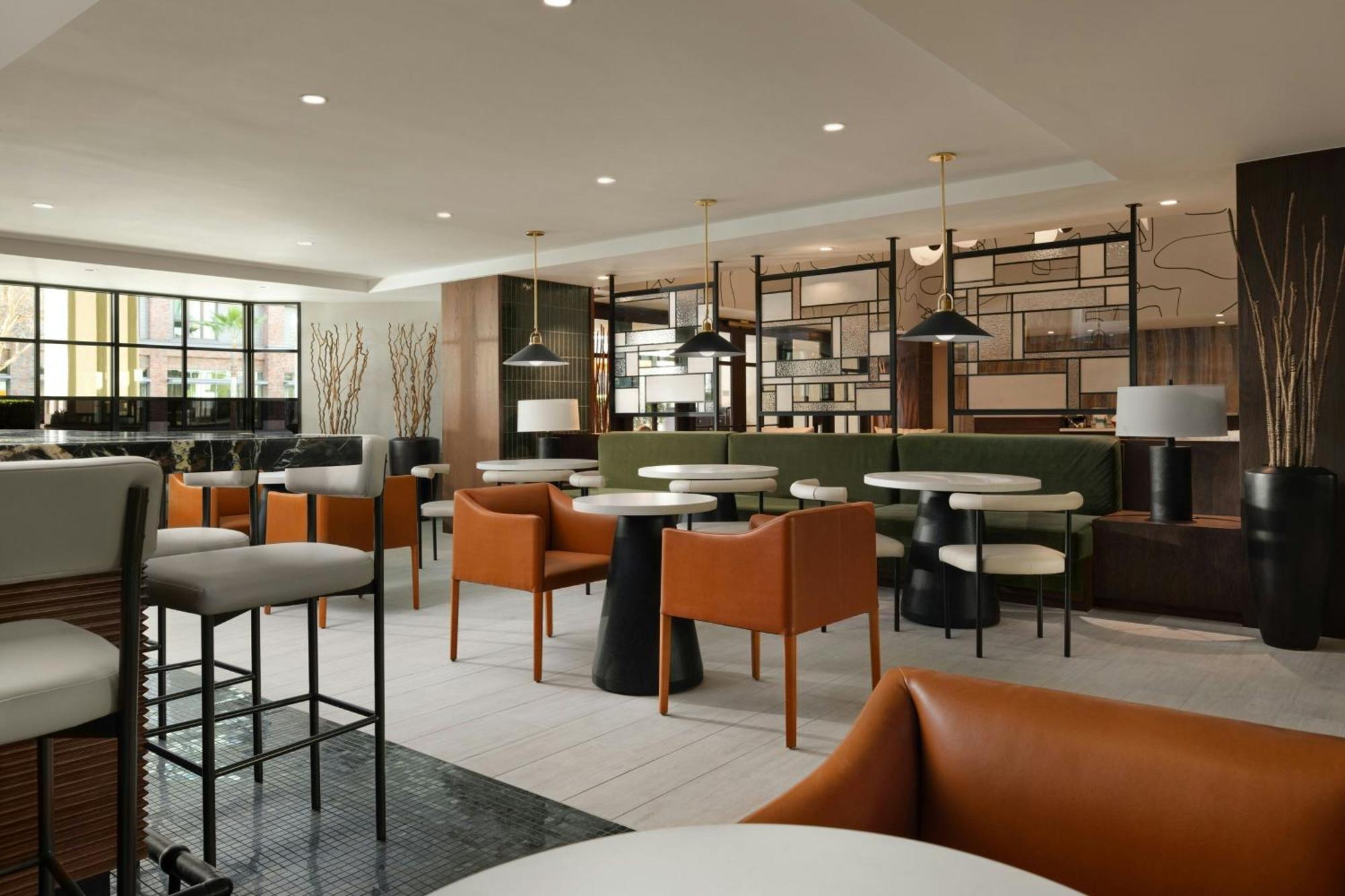 Courtyard By Marriott Angeles Old Town Hotel